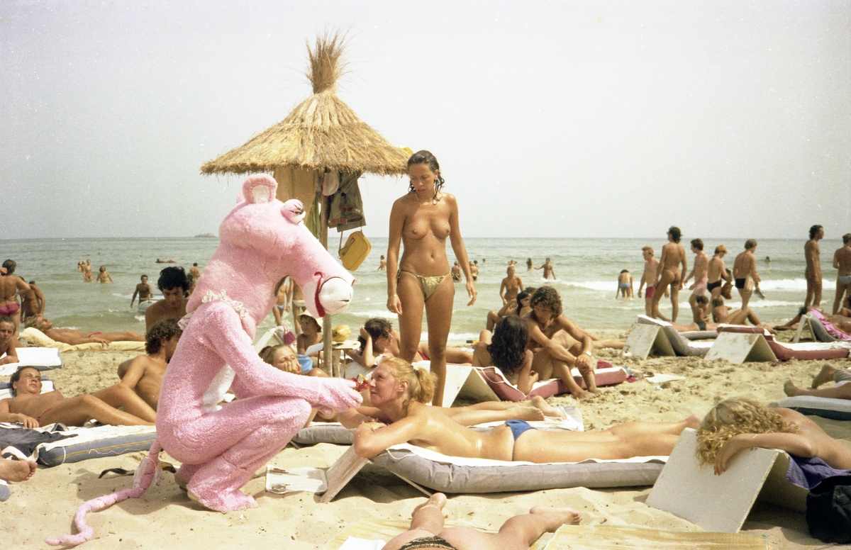 Pink Panther by Oriol Maspons